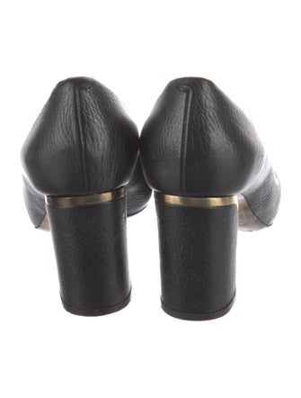 Chloé Leather Pumps