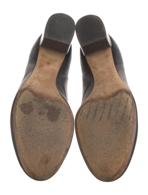 Chloé Leather Scalloped Accent Pumps