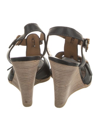 Chloé Leather Slingback Sandals