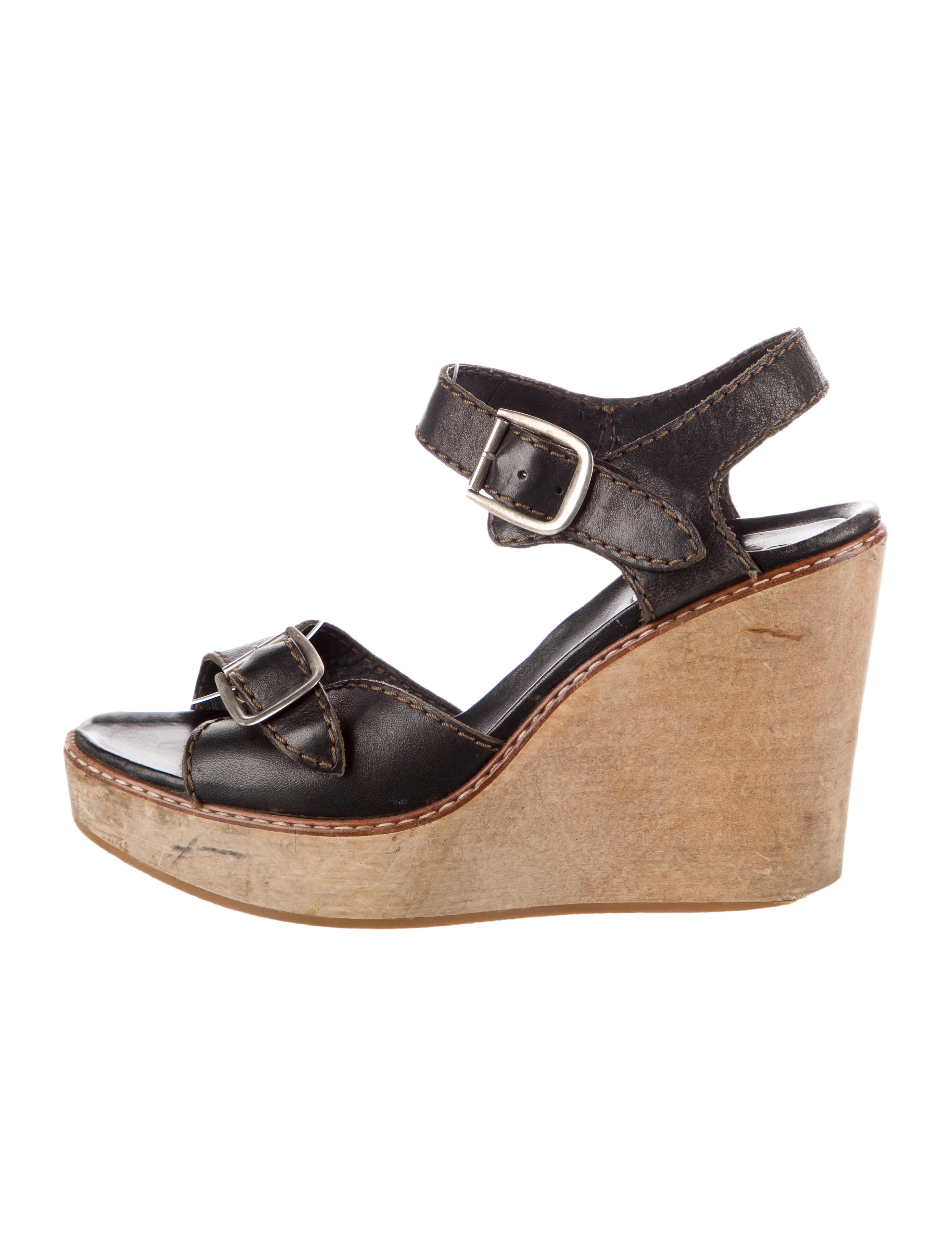 Chloé Leather Sandals