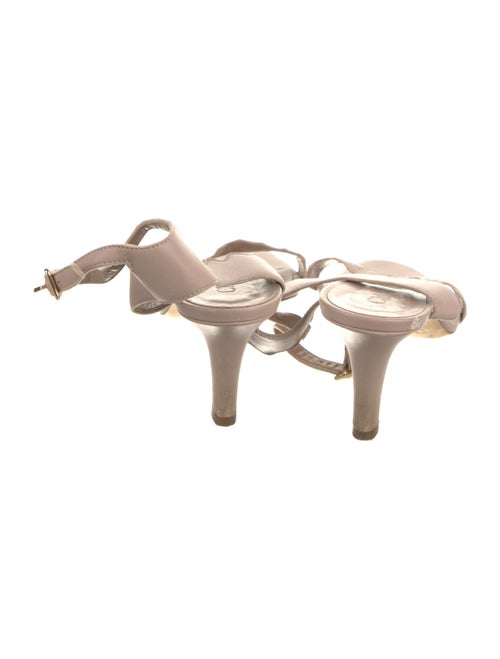 Chloé Leather Scalloped Accent Sandals