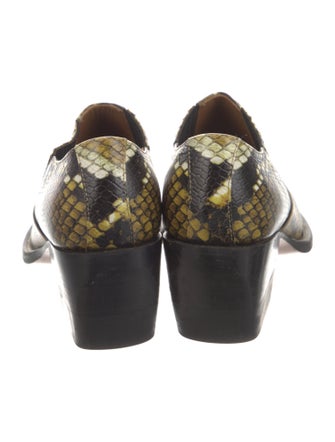 Chloé Snakeskin Animal Print Pumps