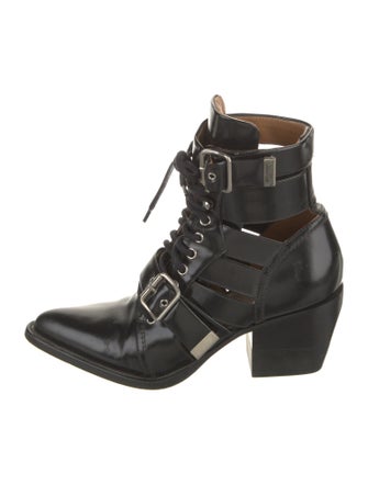 Chloé Leather Cutout Accent Pumps