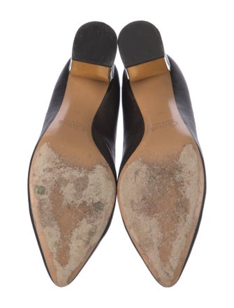 Chloé Leather Pumps