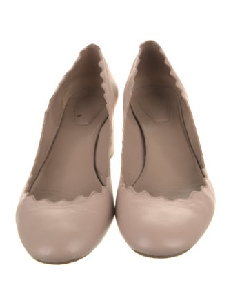 Chloé Leather Scalloped Accent Pumps