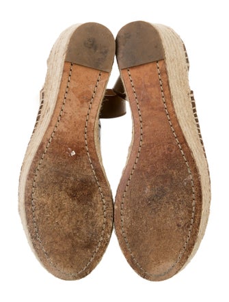 Chloé Leather Scalloped Accent Espadrilles