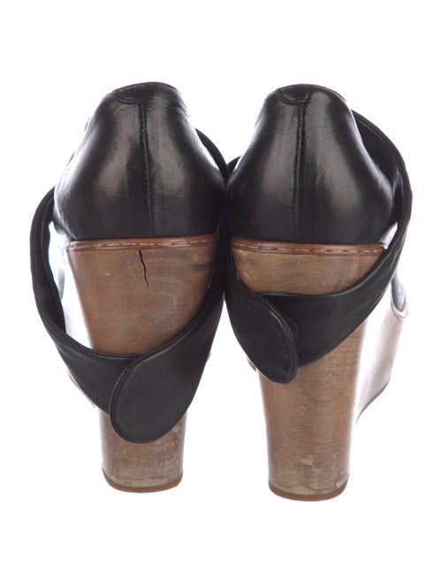 Chloé Leather Pumps