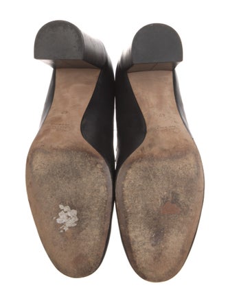 Chloé Leather Scalloped Accent Pumps