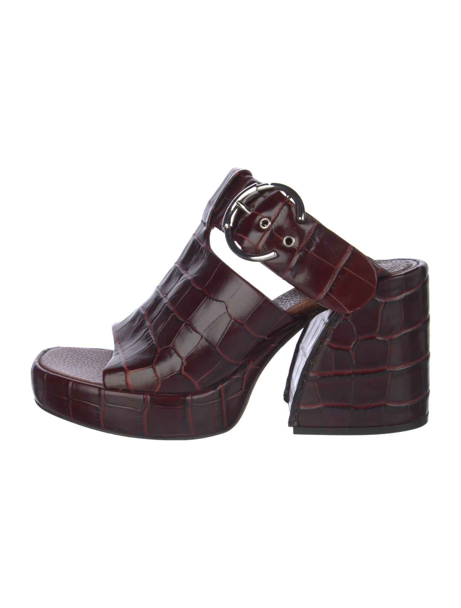 Chloé Embossed Leather T-Strap Sandals