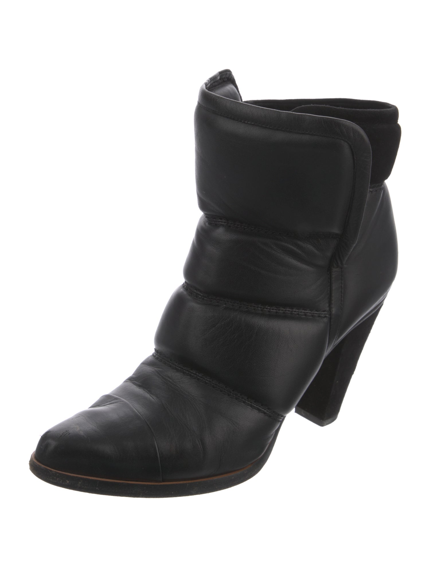 Chloé Leather Boots