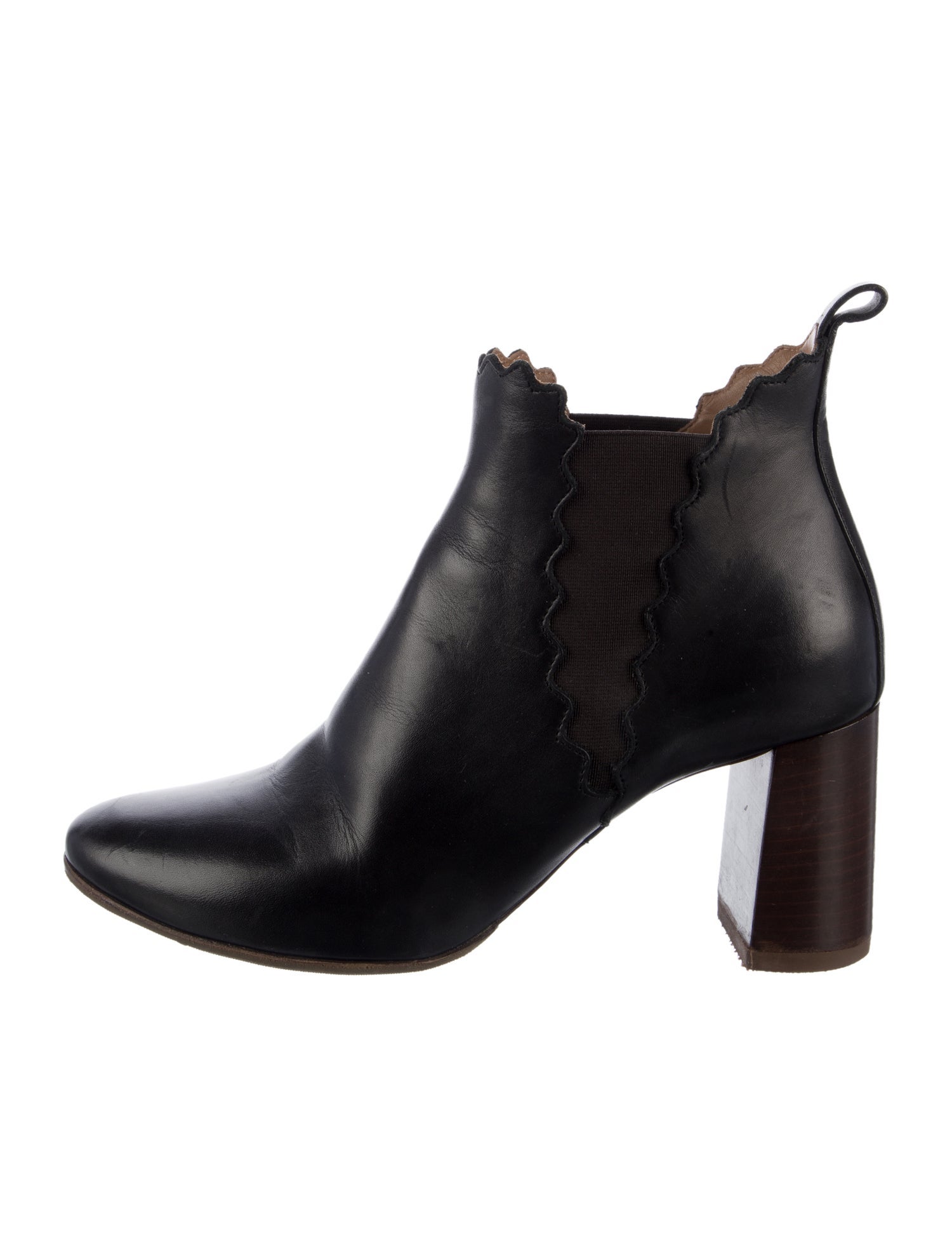 Chloé Leather Scalloped Accent Slingback Pumps