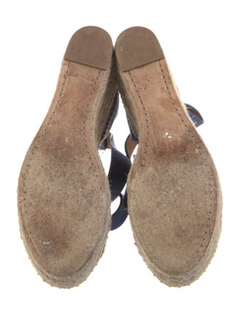 Chloé Suede Scalloped Accent Pumps