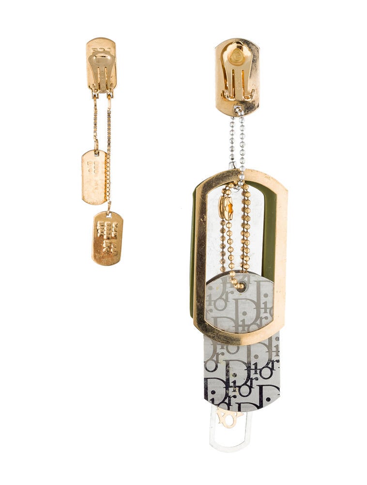 Christian Dior Asymmetrical Dog Tag Earrings Earrings CHR22061