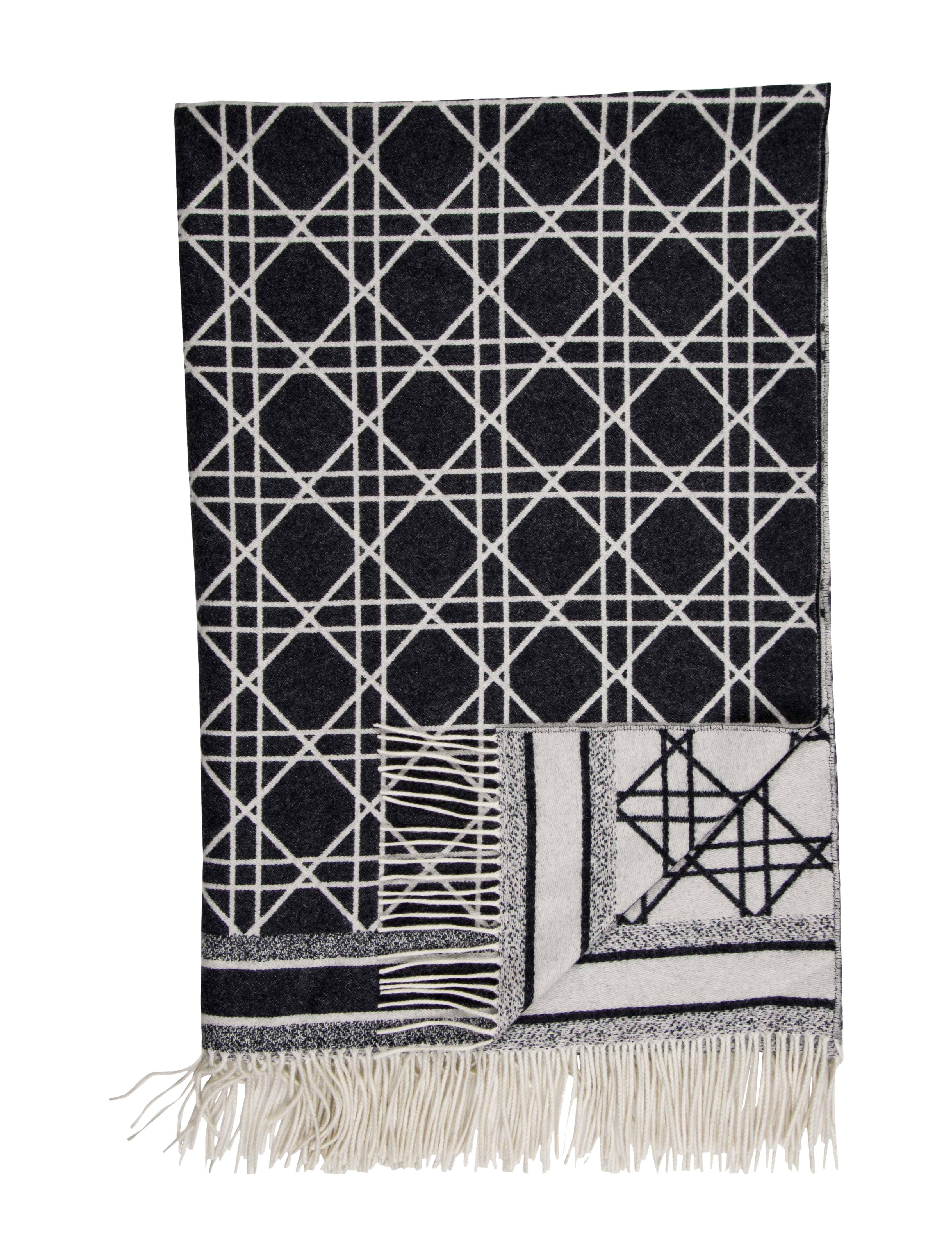 Burberry Nova Check Throw Blanket - Throws, Pillows & Throws ...