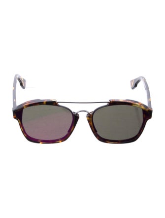 Christian Dior Aviator Tinted Sunglasses