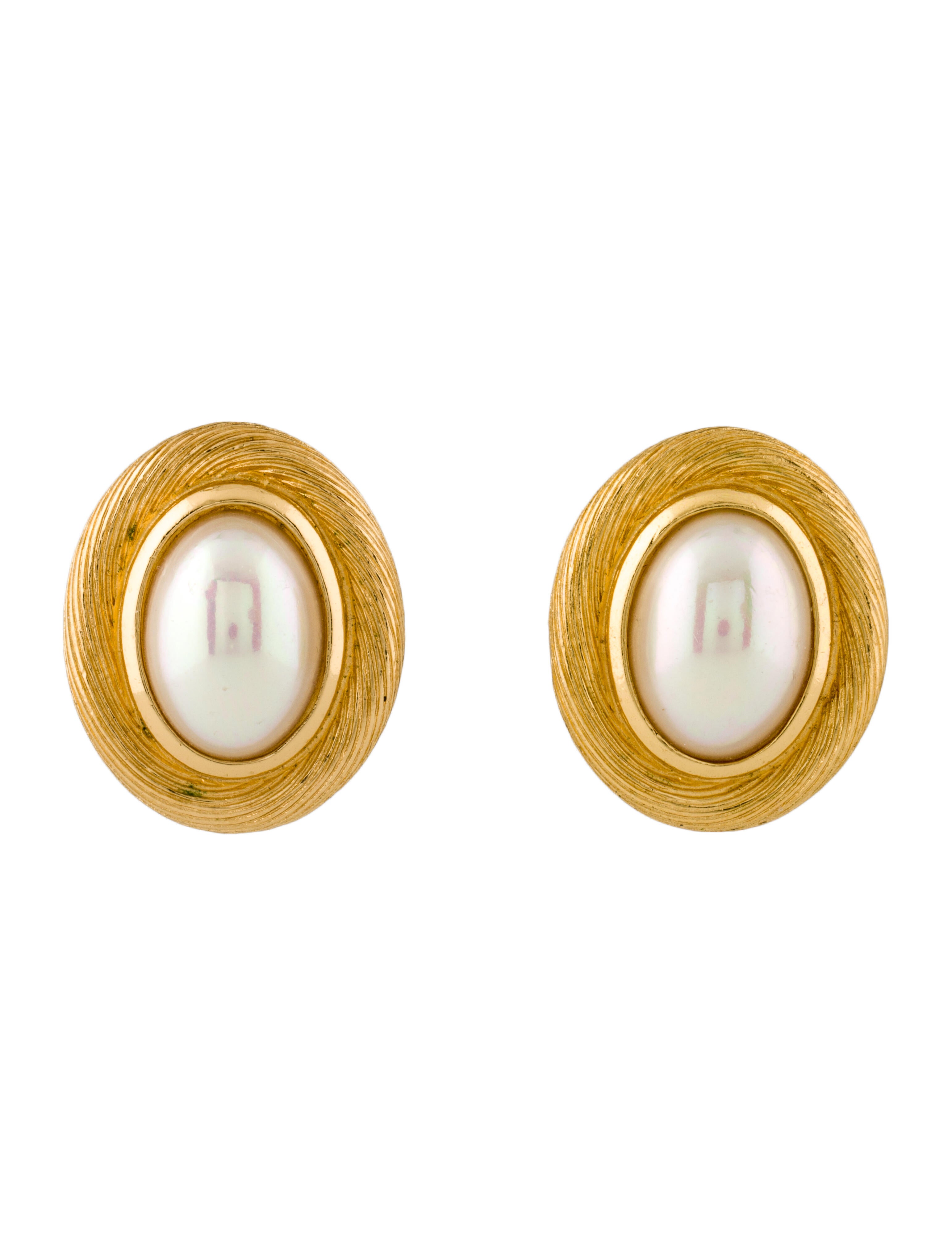 Christian Dior Vintage Faux Pearl ClipOn Earrings GoldPlated Clip