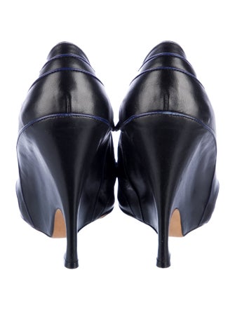 Christian Dior Leather Pumps