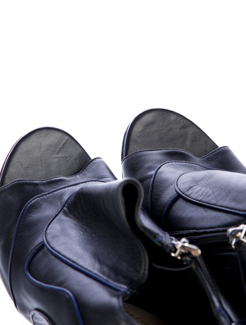 Christian Dior Leather Pumps