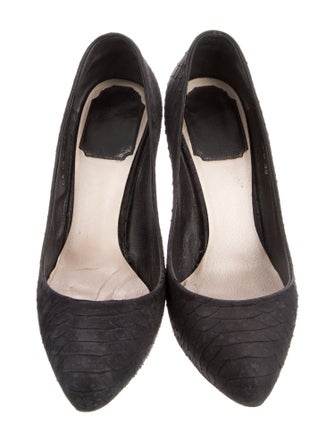 Christian Dior Suede Pumps