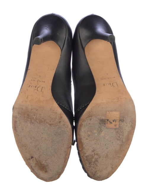 Christian Dior Leather Bow Accents Pumps