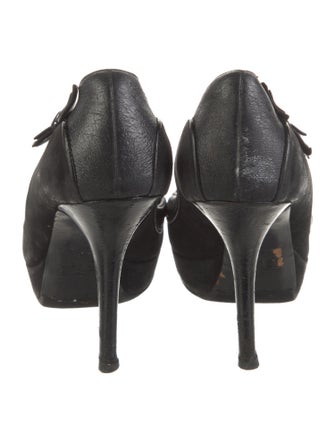 Christian Dior Suede Bow Accents Pumps