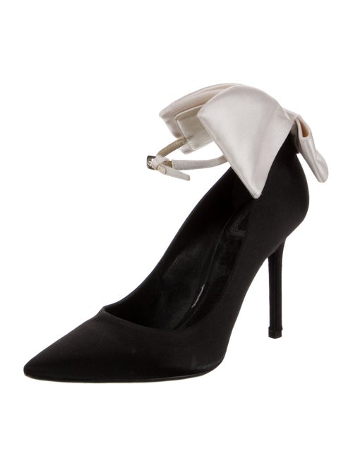 Christian Dior Satin Bow Accents Pumps