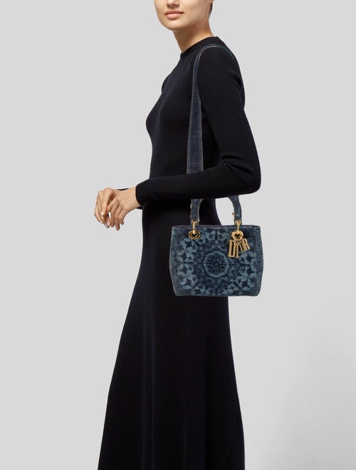 Christian Dior Signature Lady Dior Medium