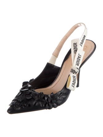 Christian Dior Patent Leather Bow Accents Slingback Pumps