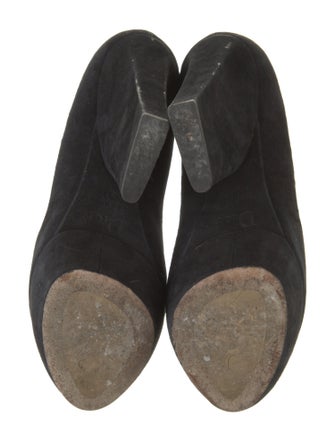 Christian Dior Suede Pumps
