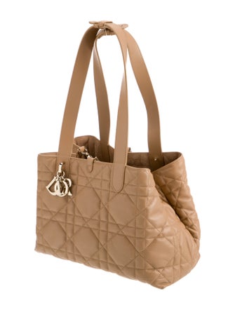 Christian Dior Cannage Toujours Bag Medium 2023