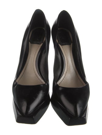 Christian Dior Leather Pumps