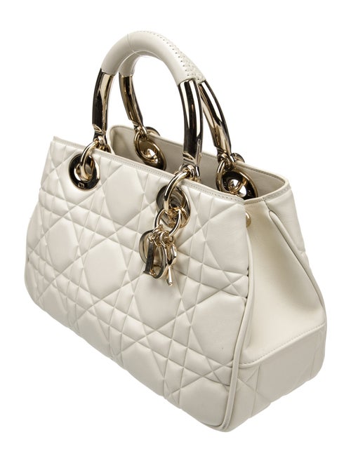 Christian Dior Cannage Lady 95.22 w/ Strap Medium 2022