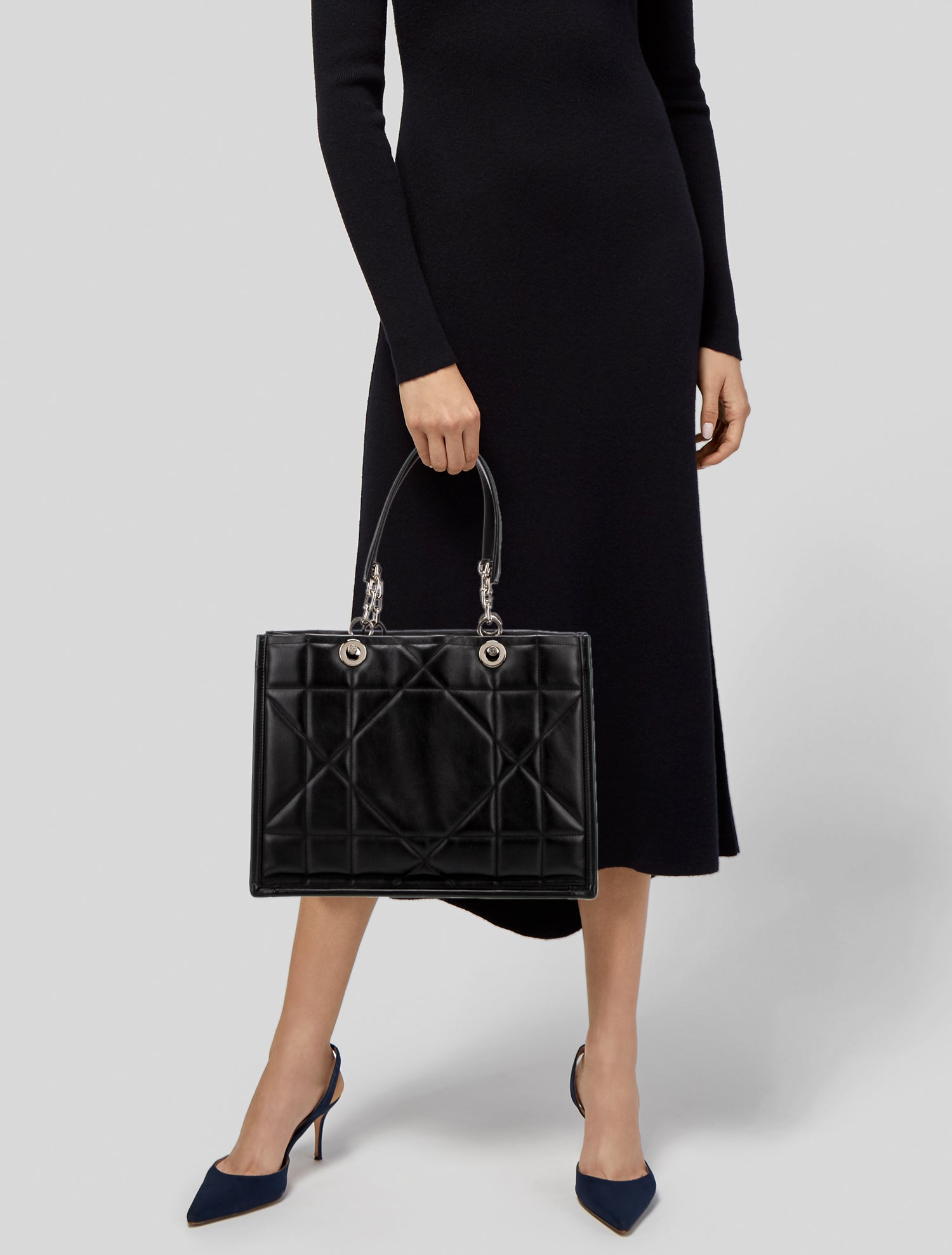 Christian Dior Cannage Essential Medium 2022