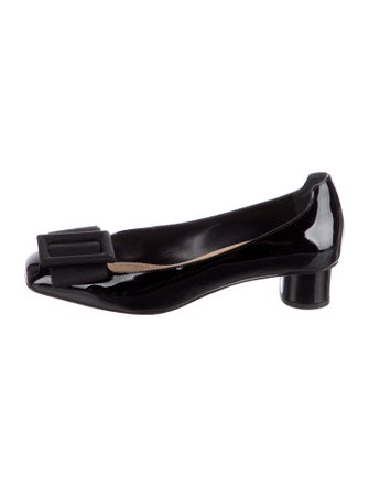 Christian Dior Patent Leather Bow Accents Pumps