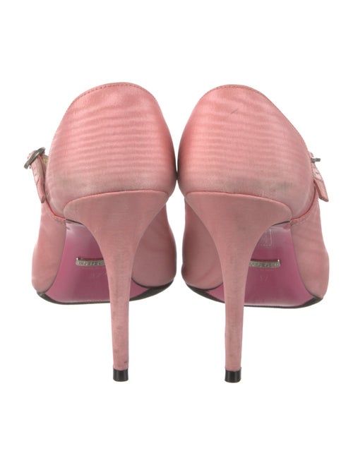 Gucci Crystal Embellishments Pumps