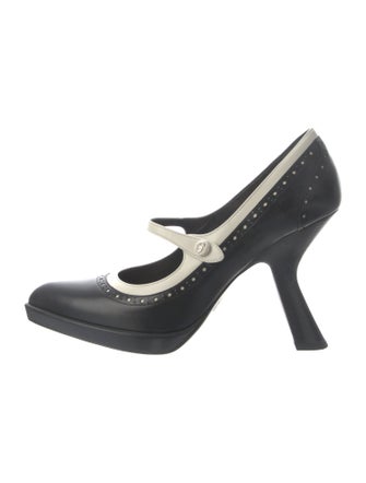 Christian Dior Leather Lasercut Accents Pumps
