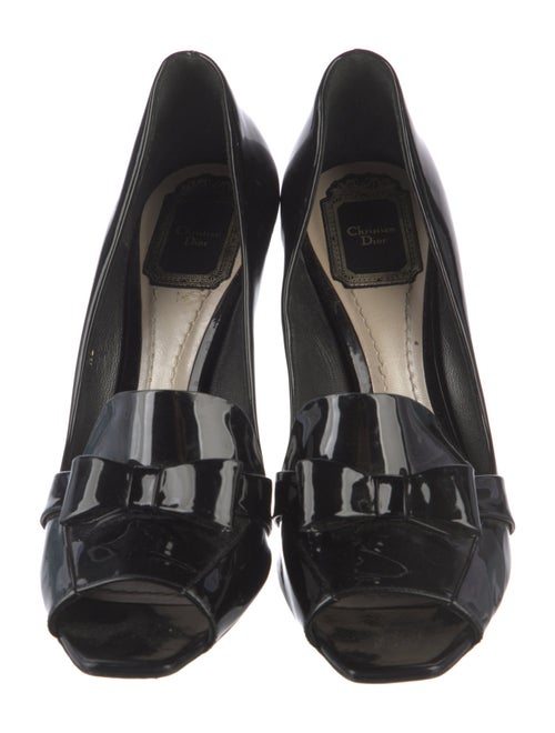 Christian Dior Patent Leather Bow Accents Pumps