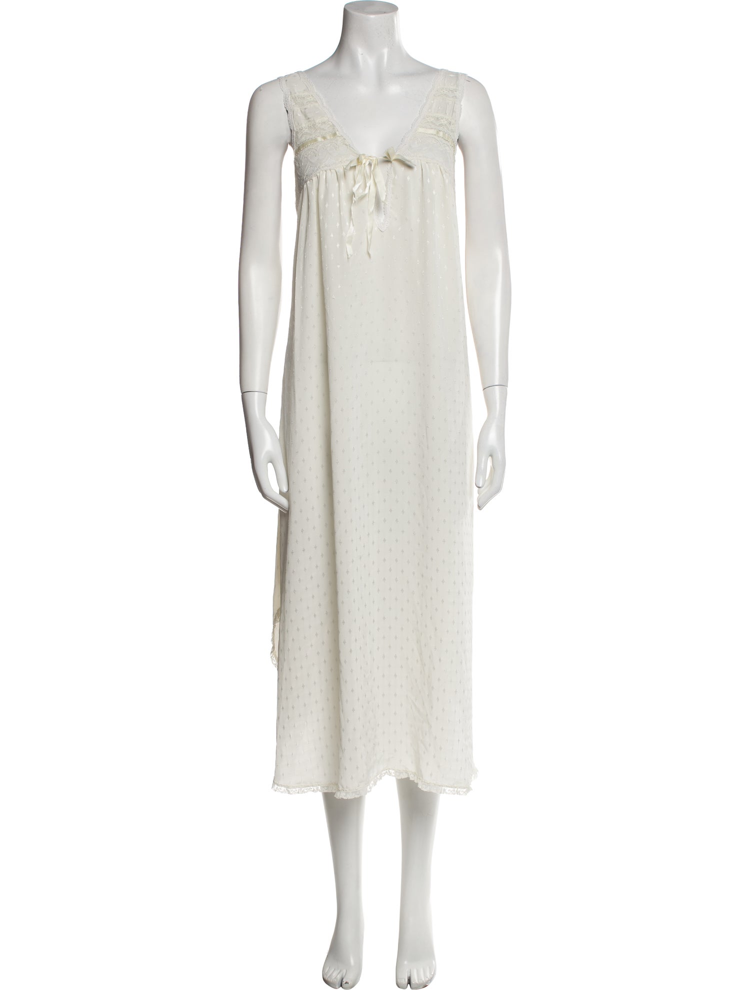Christian Dior Vintage Late 1960's - Early 1970's Nightgown