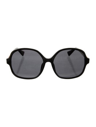 Christian Dior Diorama 8F Oversize Sunglasses