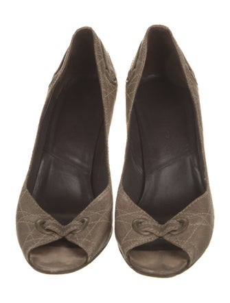 Christian Dior Cannage Pattern Leather Pumps