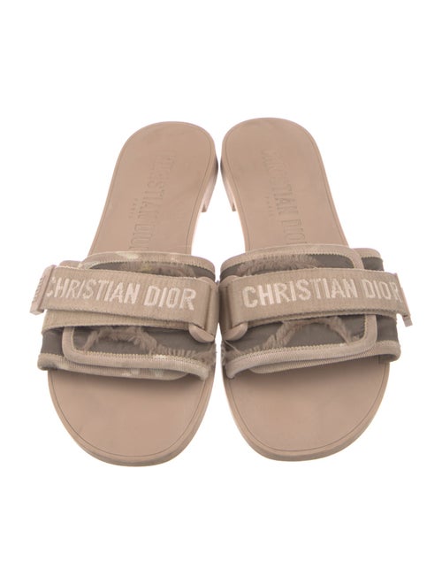 Christian Dior Raw-Edge Trim Slides