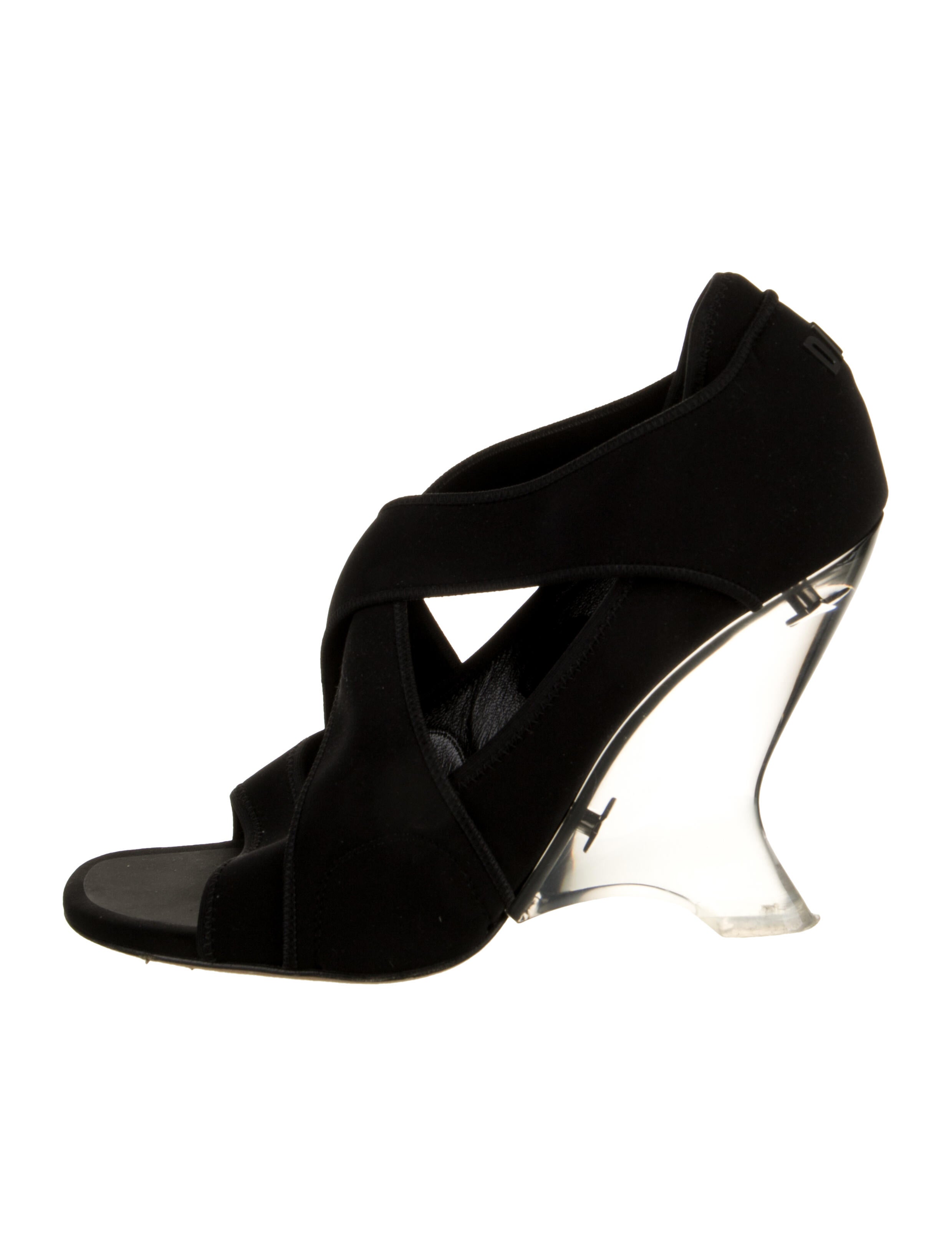 Christian Dior D'Orsay Pumps