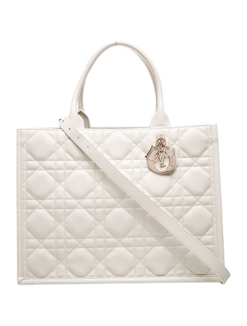 Christian Dior Cannage Book Large 2024