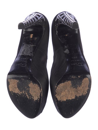 Christian Dior Suede Pumps