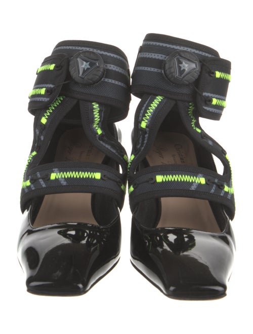 Christian Dior x Roger Vivier Patent Leather Pumps