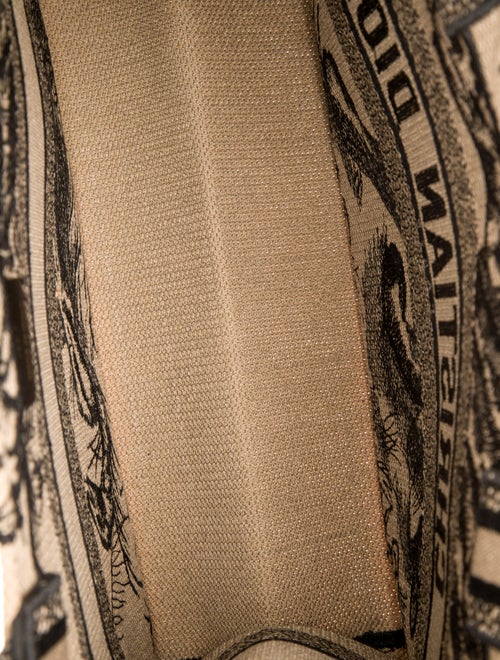 Christian Dior Canvas Book Medium 2022