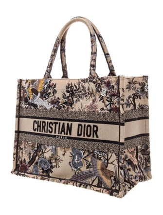 Christian Dior Jardin d’Hiver Book Medium 2022