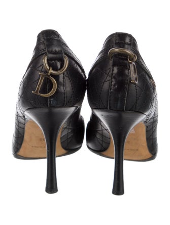 Christian Dior Cannage Pattern Leather Pumps