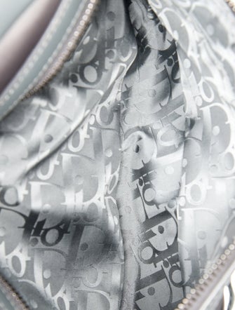 DIOR MEN Leather Scarab 2023