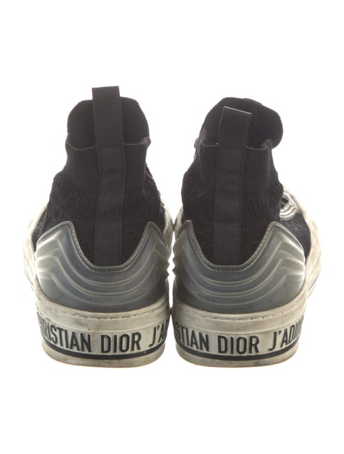 Christian Dior Walk' N' Dior Cannage Mid Sneakers